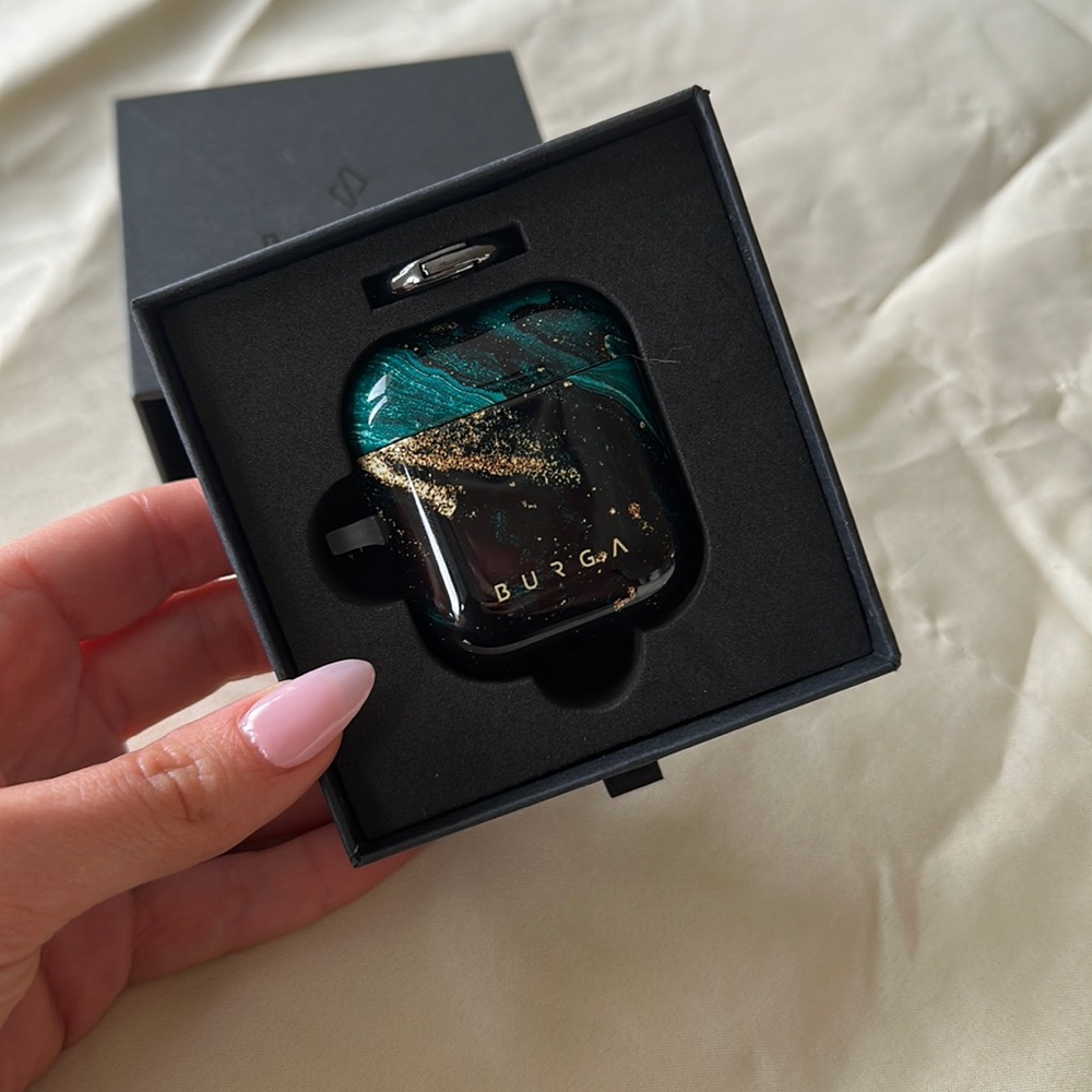 Brand new burga AirPod case